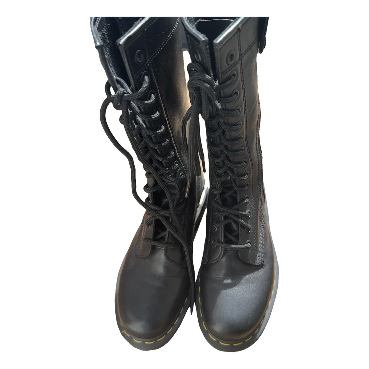 1914 (14 eye) leather lace up boots