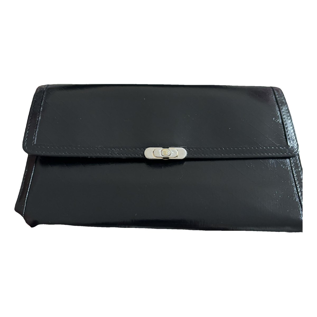 Continental leather wallet