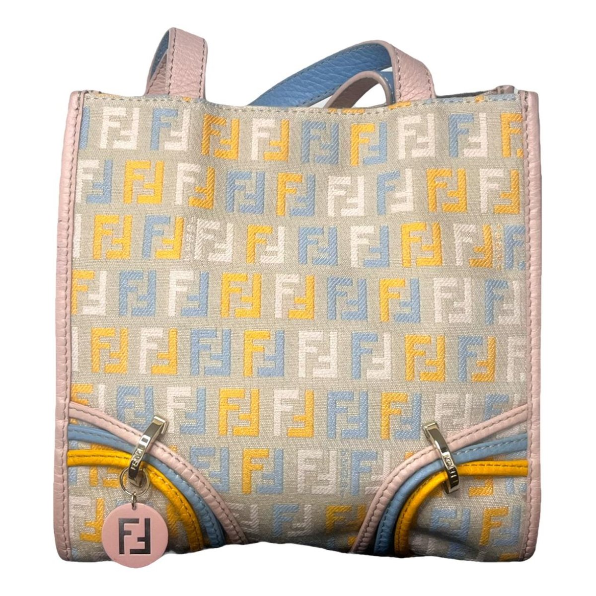 Peekaboo X-Lite cloth handbag