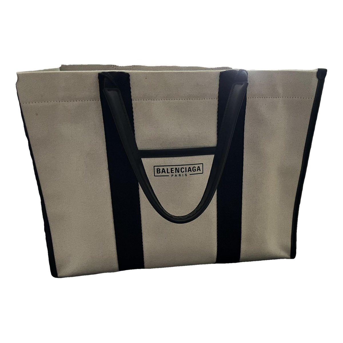 Hardware handbag