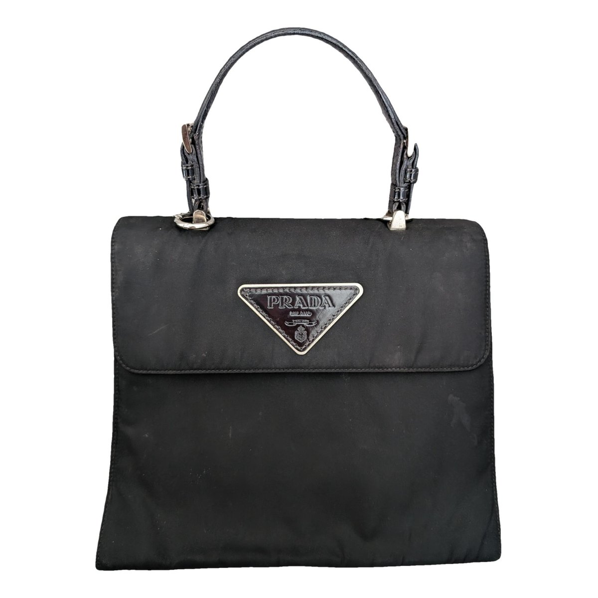 Pyramid bag
