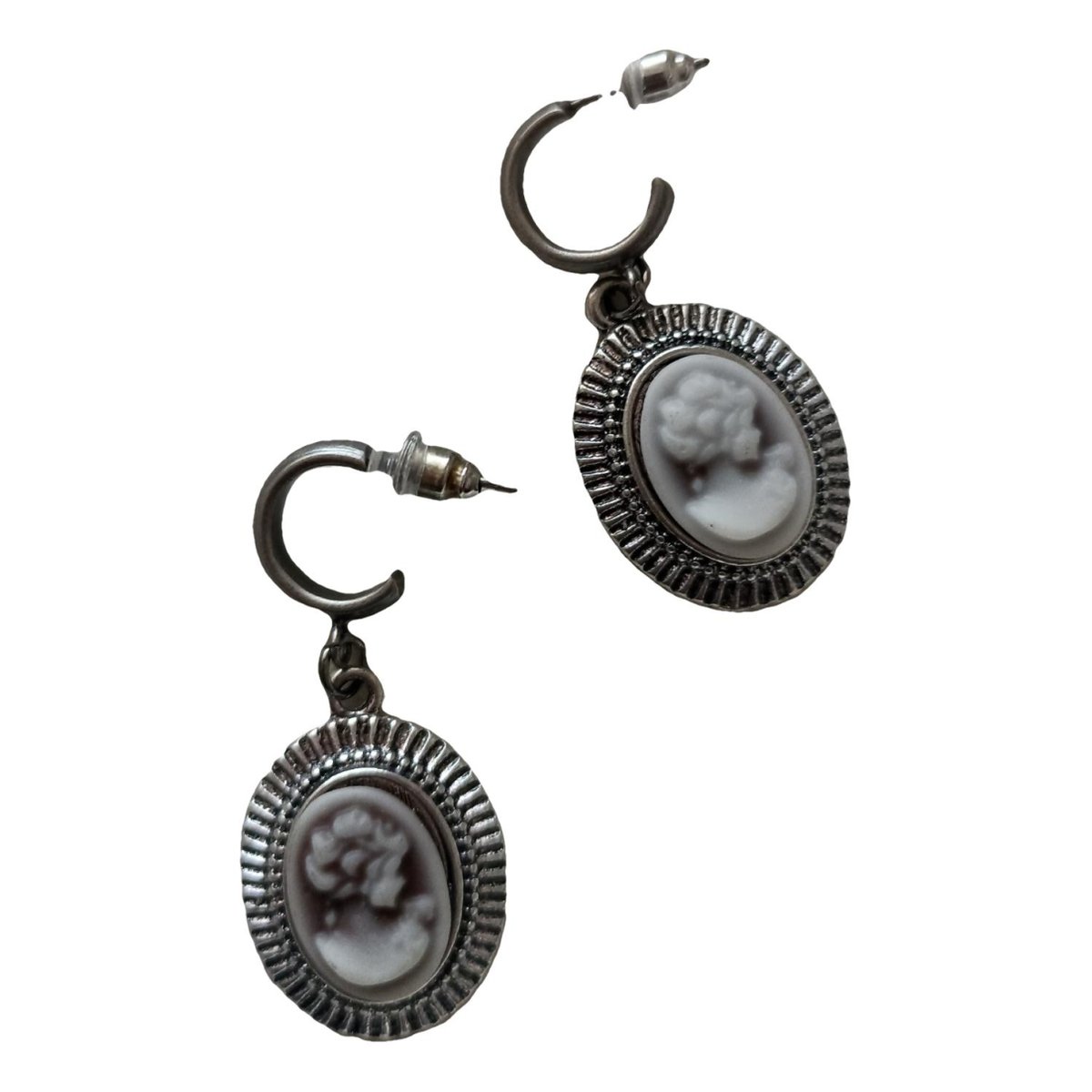 Camée earrings