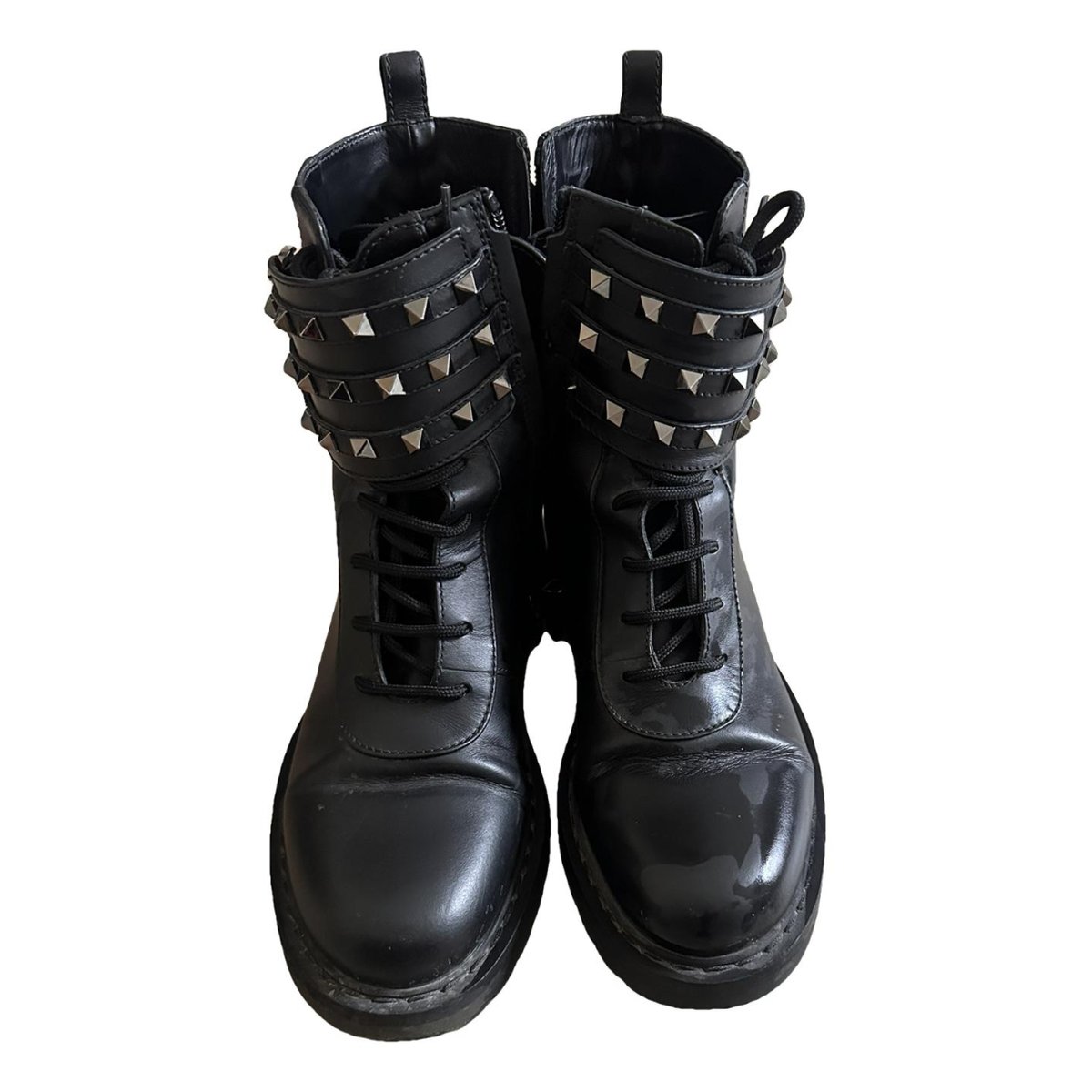 Rockstud leather snow boots