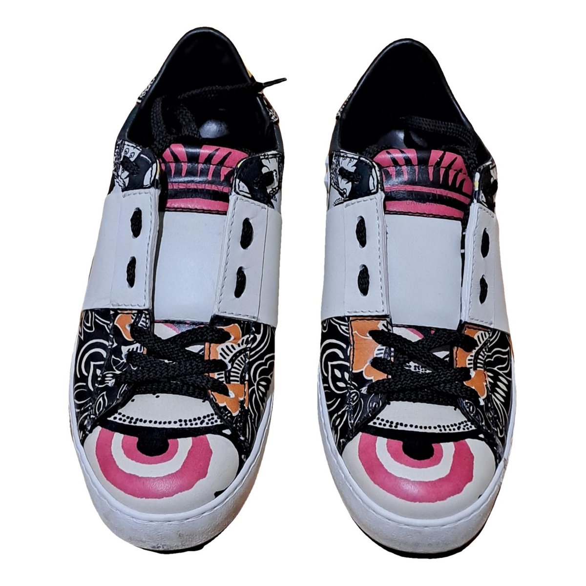 Open leather trainers