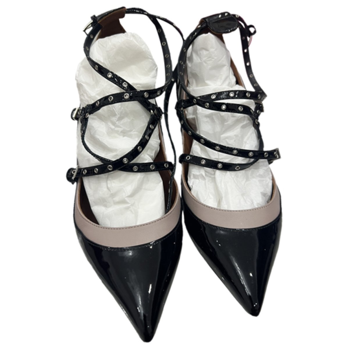 Rockstud leather heels