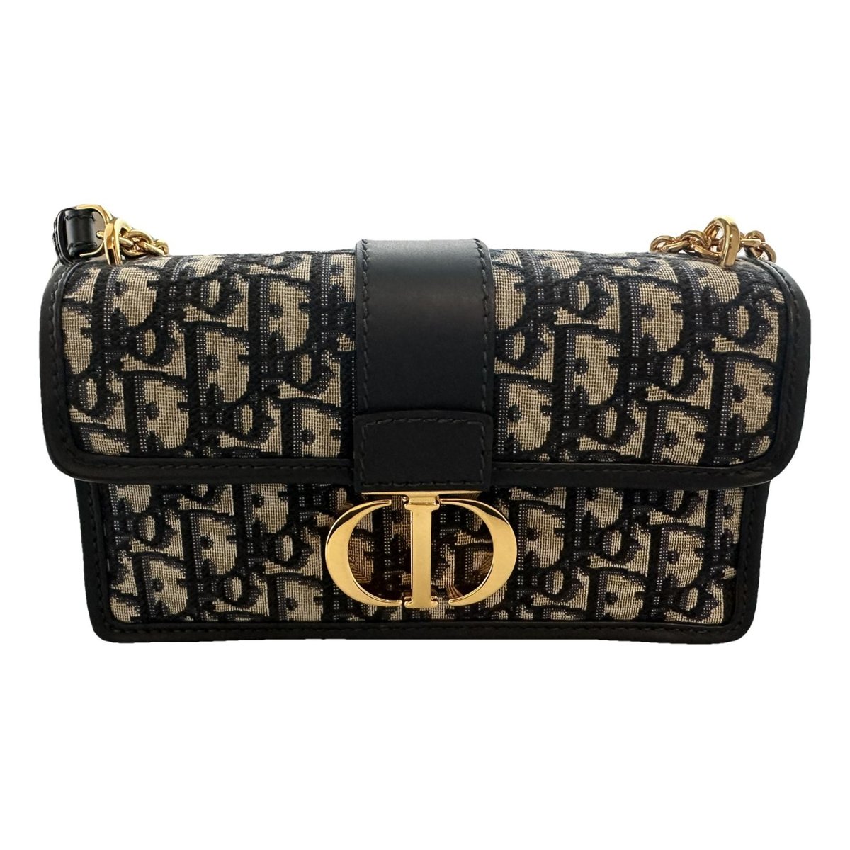 30 Montaigne Chain cloth crossbody bag