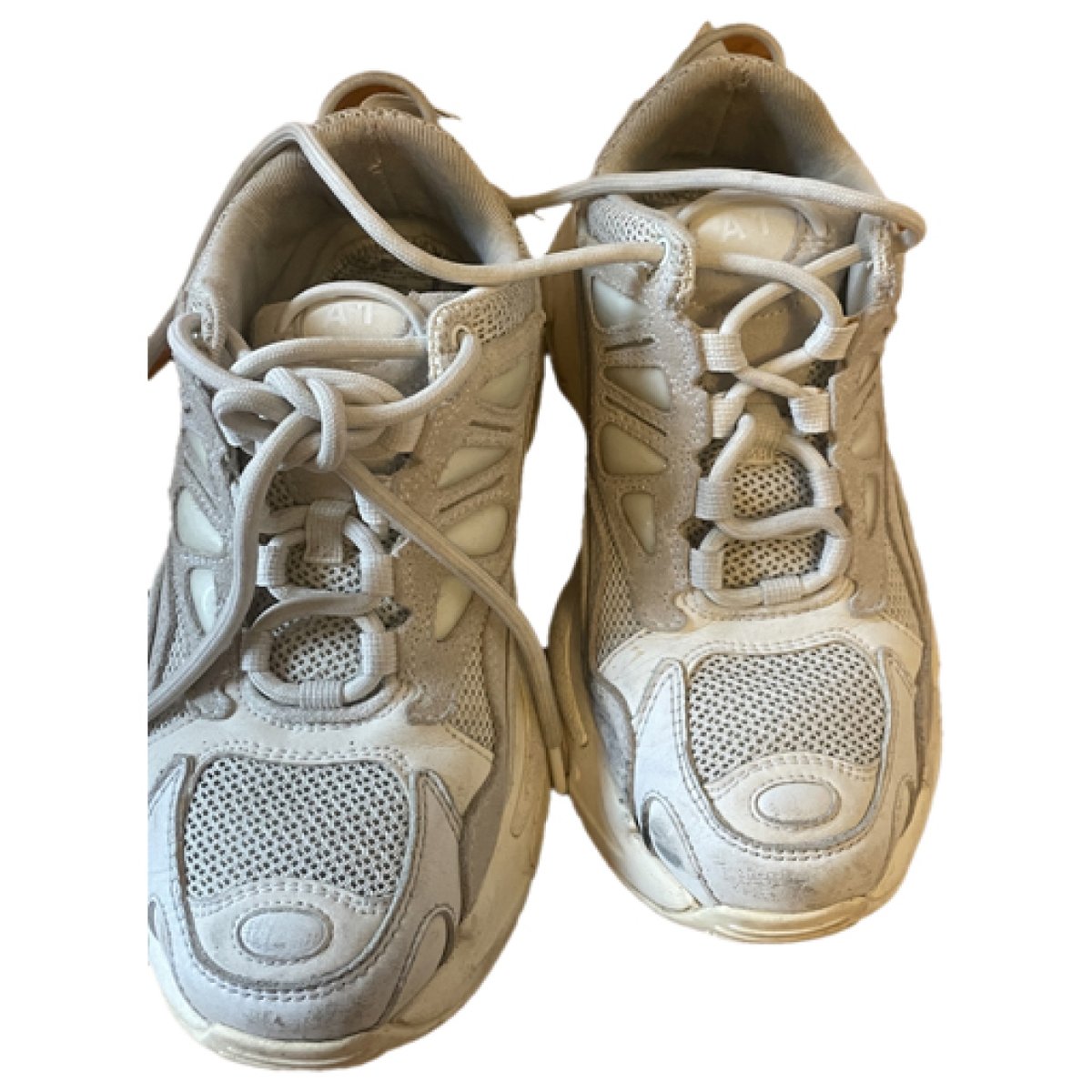 Astro trainers