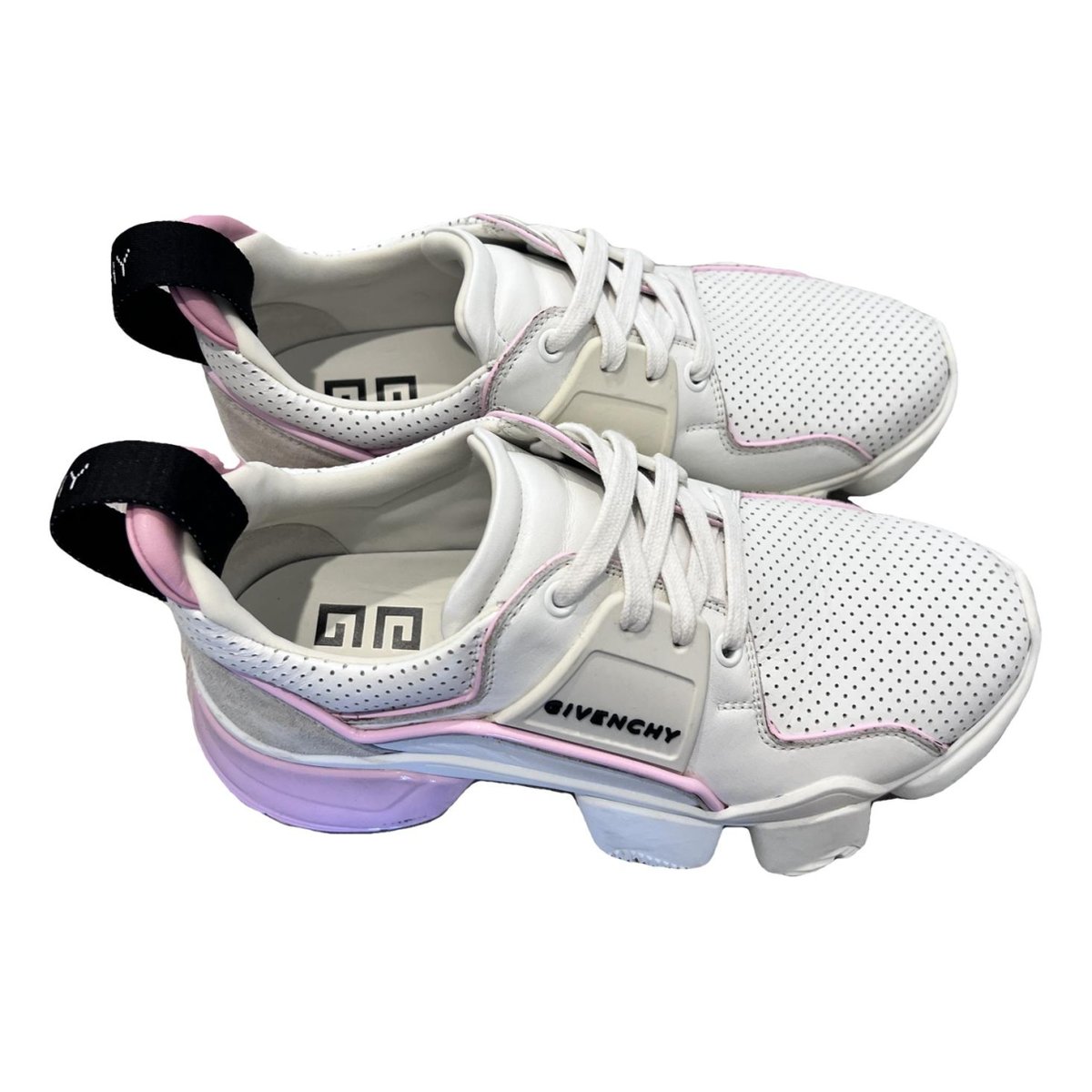 Jaw trainers