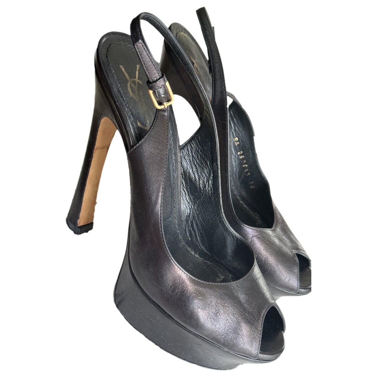 Palais leather heels
