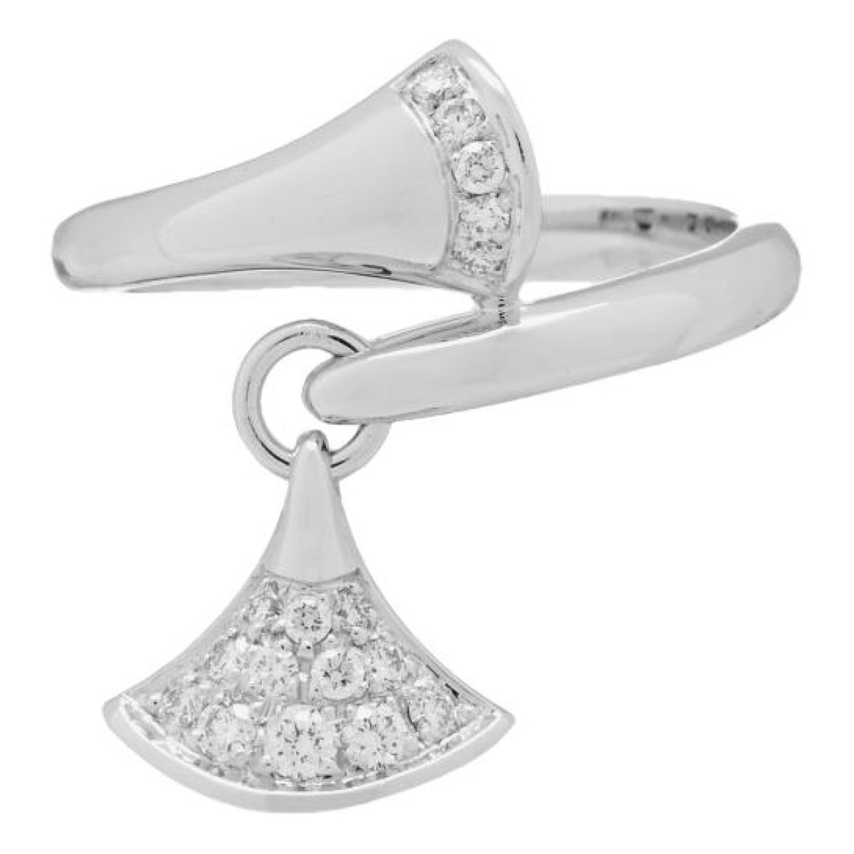 Diva's Dream white gold ring