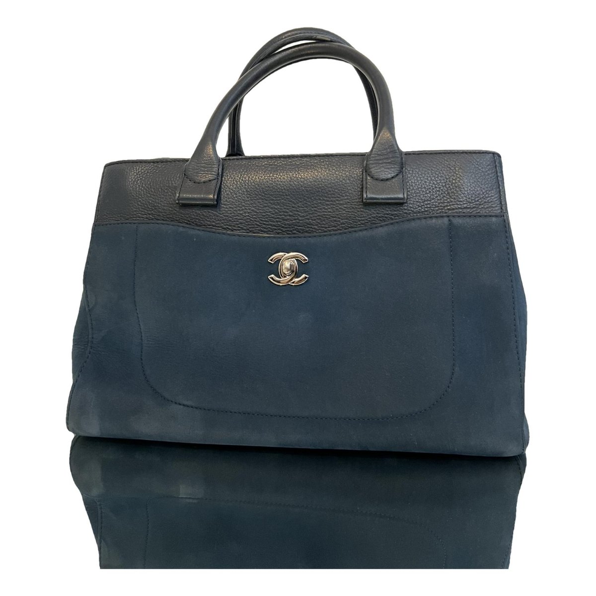 Neo Executive leather handbag