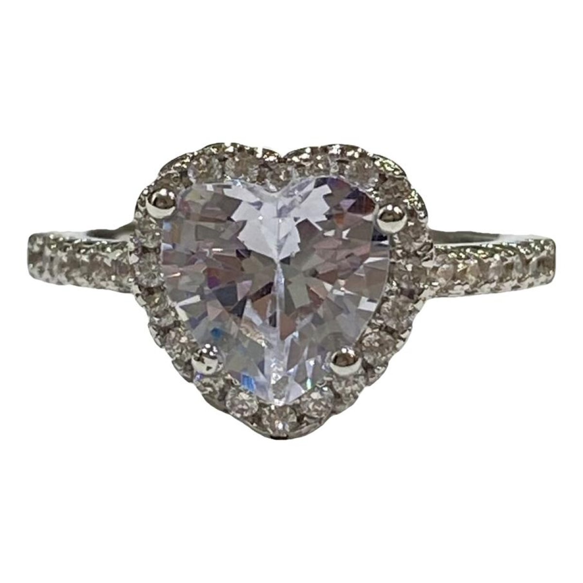 Solitaire silver ring