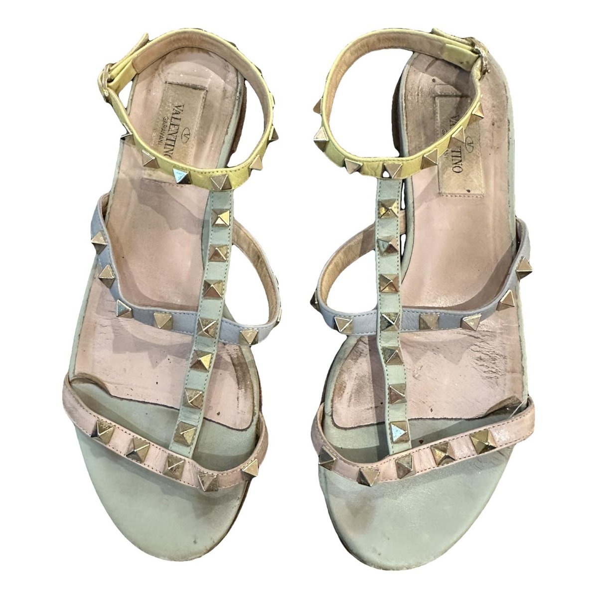 Rockstud leather sandal