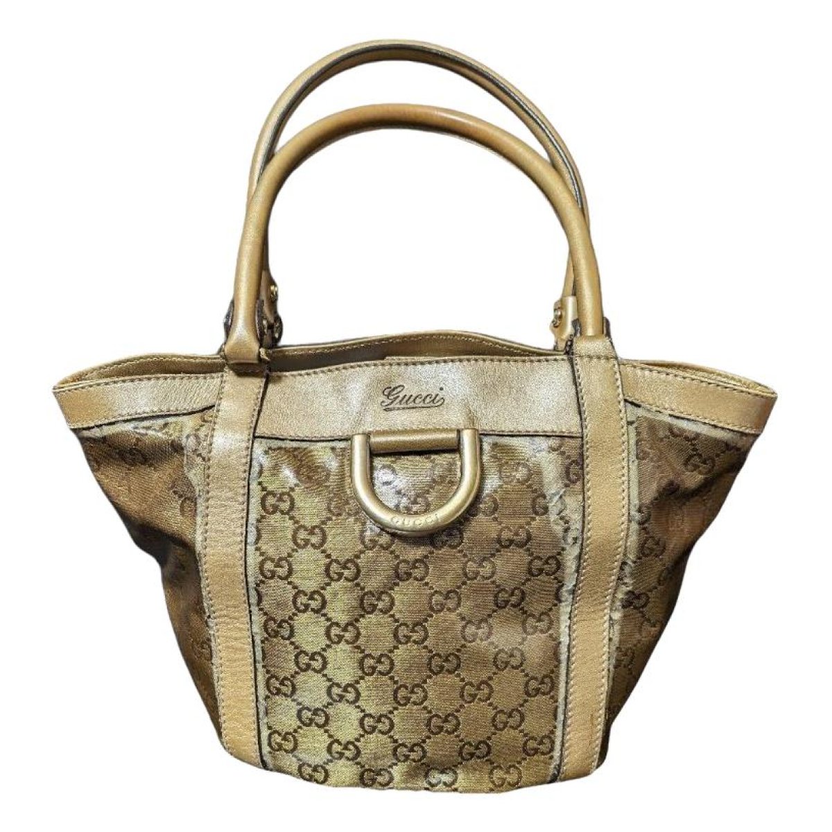 D-Ring leather handbag