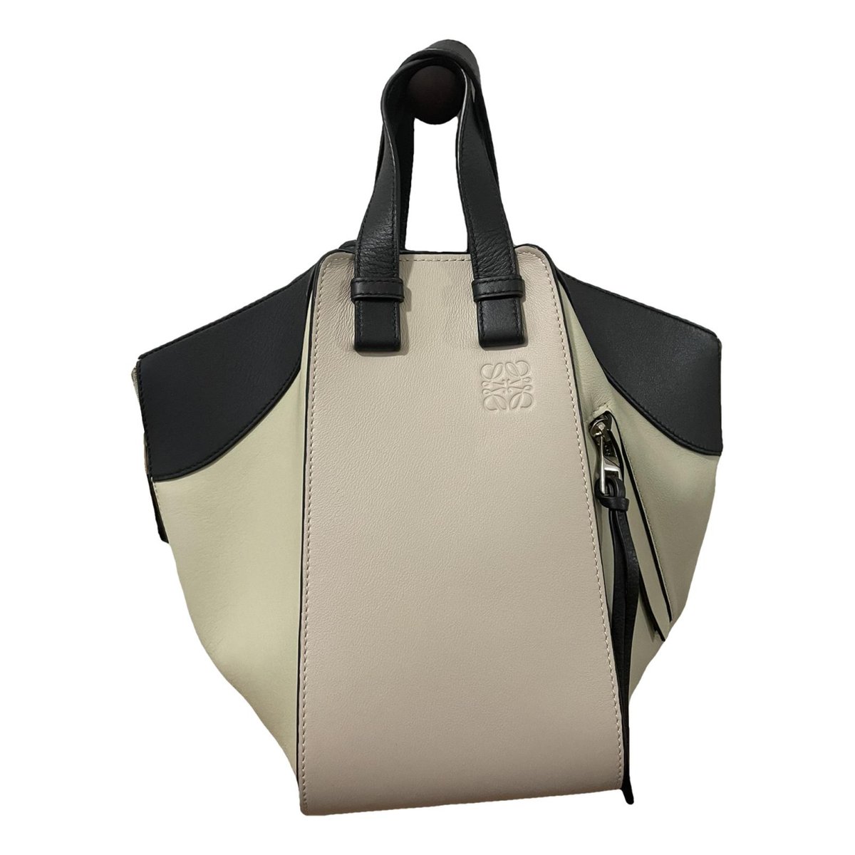 Hammock patent leather handbag