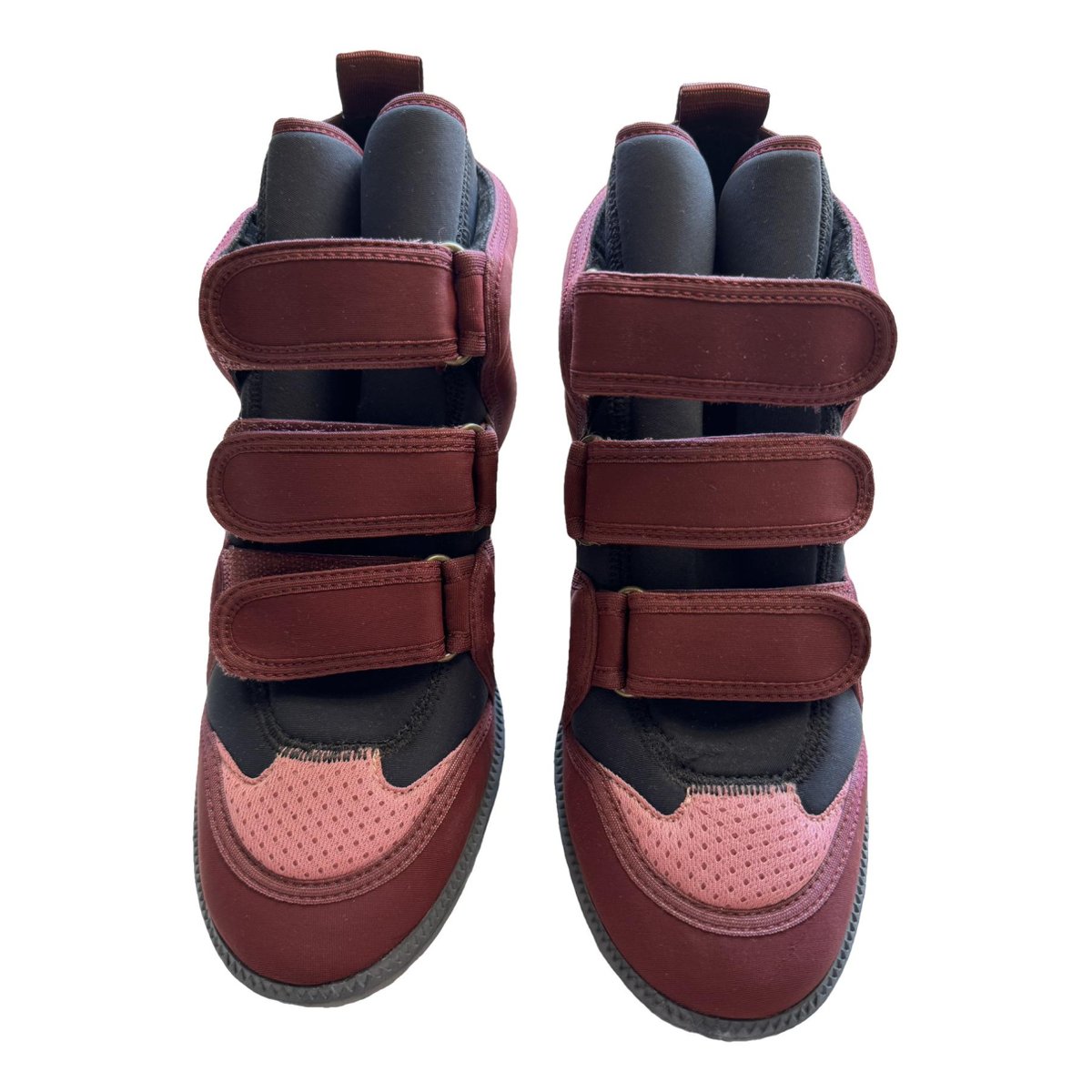 Buckee trainers