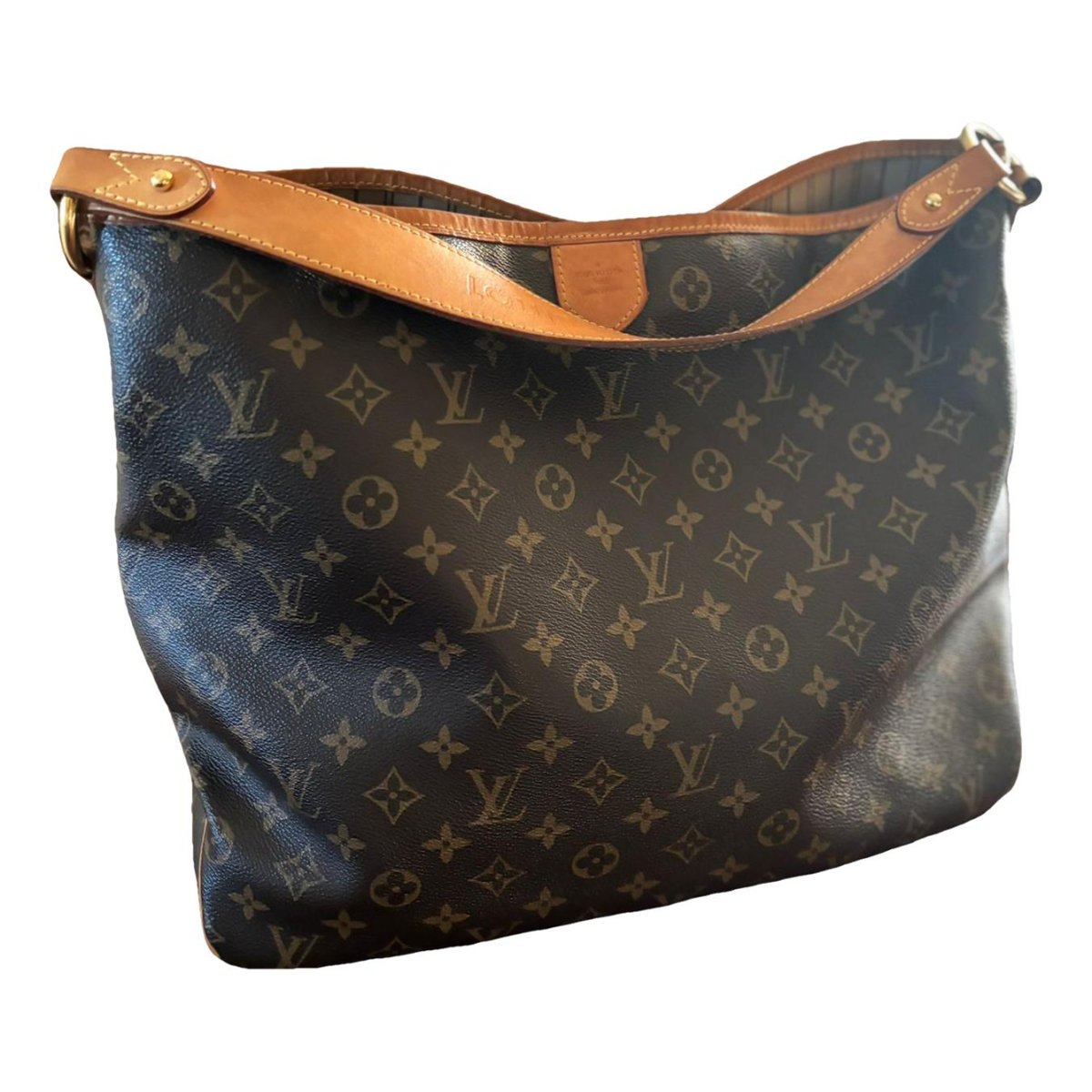 Delightful leather handbag