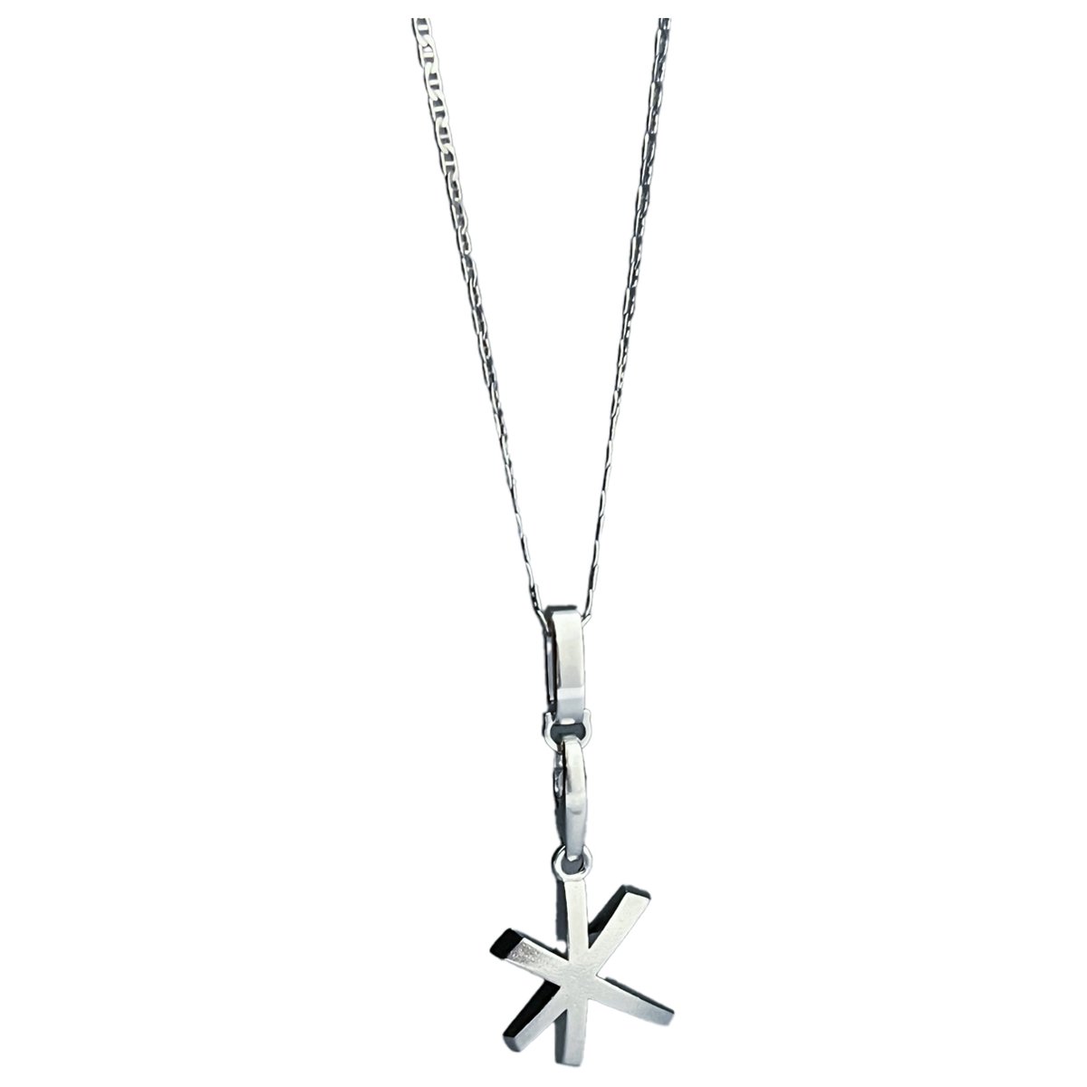 C white gold pendant
