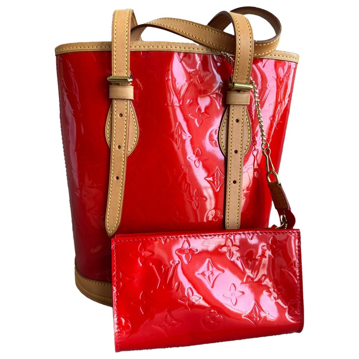 Bucket patent leather handbag