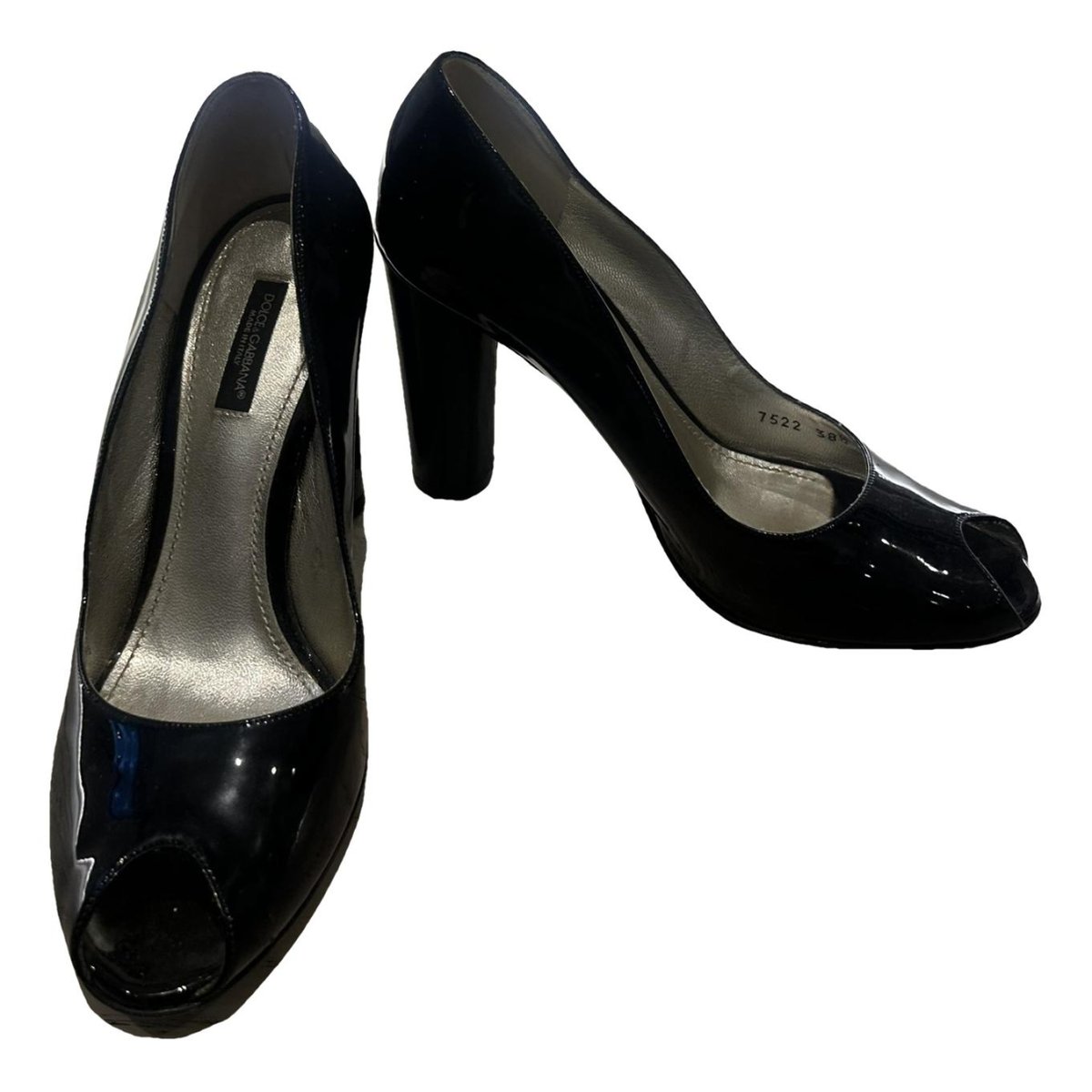 Mary Jane patent leather heels