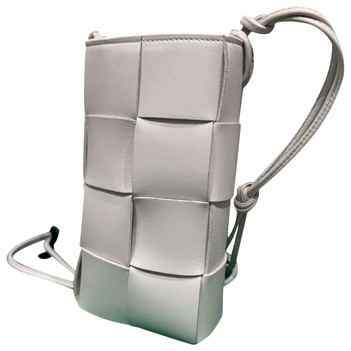 Cassette Bucket leather crossbody bag