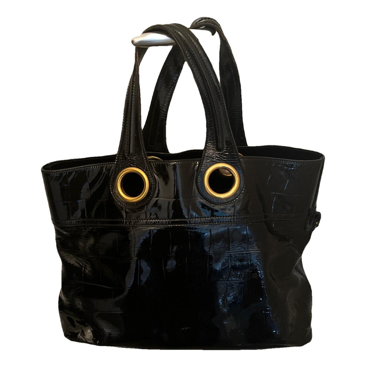 Chyc patent leather handbag