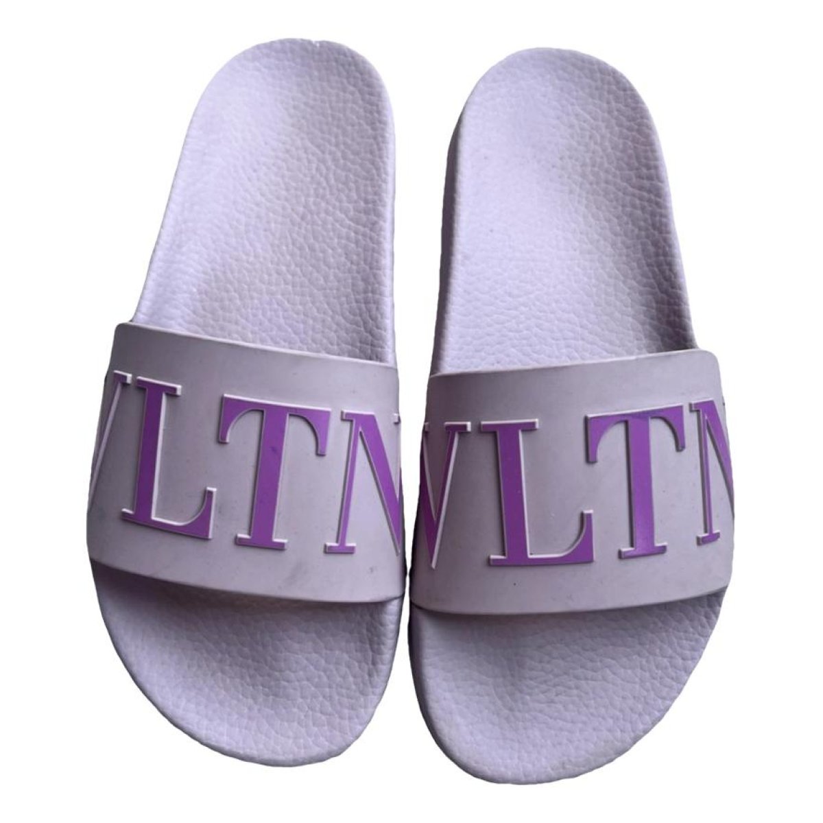 Rockstud flip flops