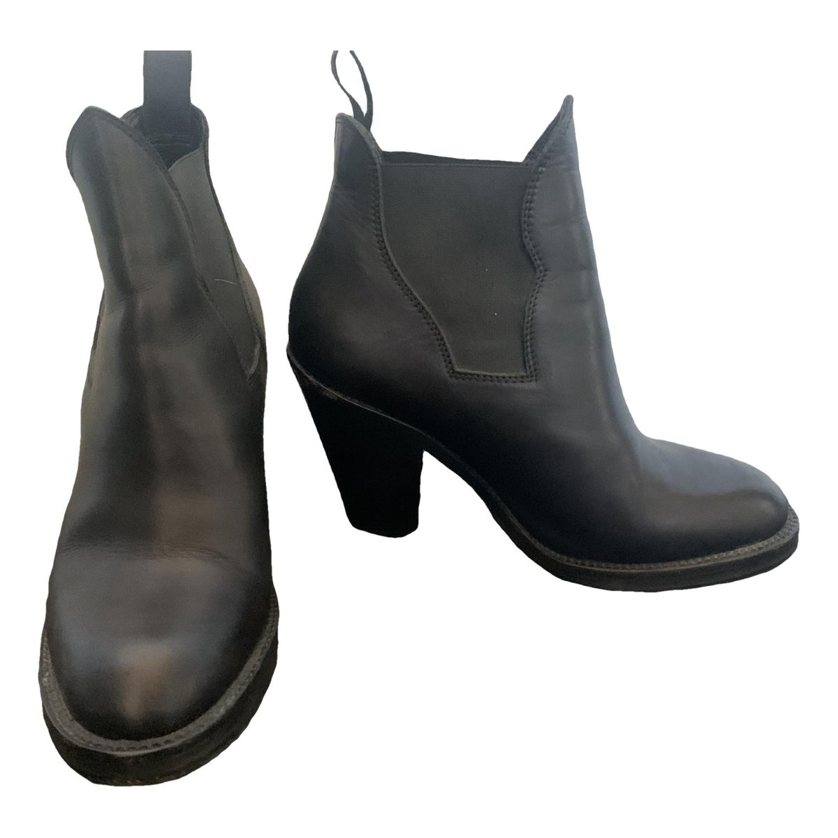 Star leather boots