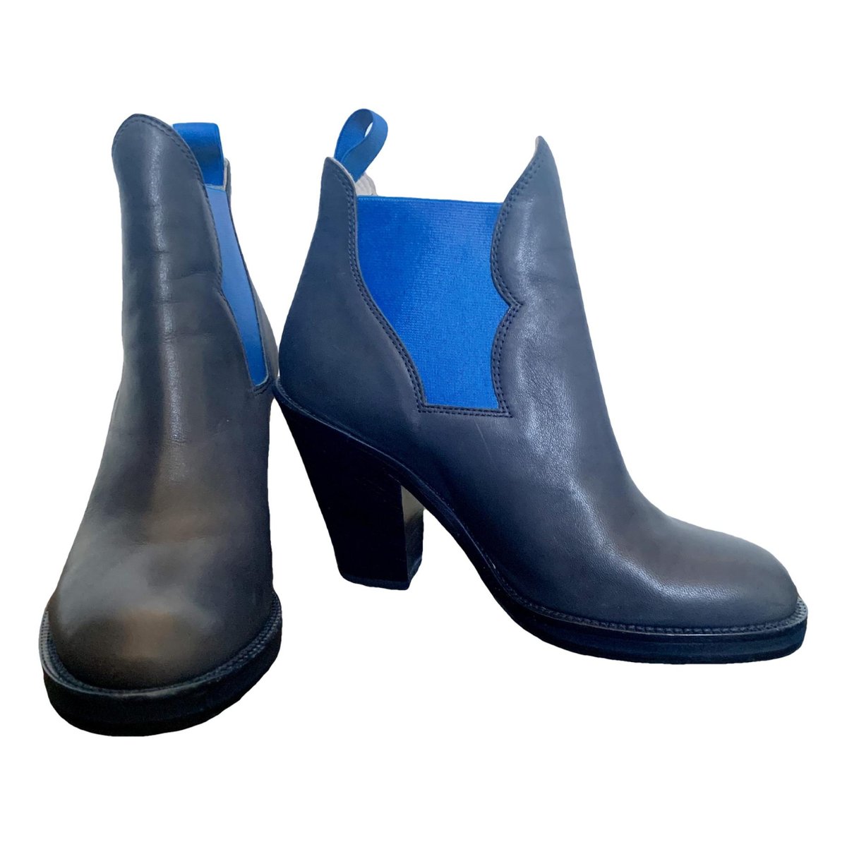 Star leather boots