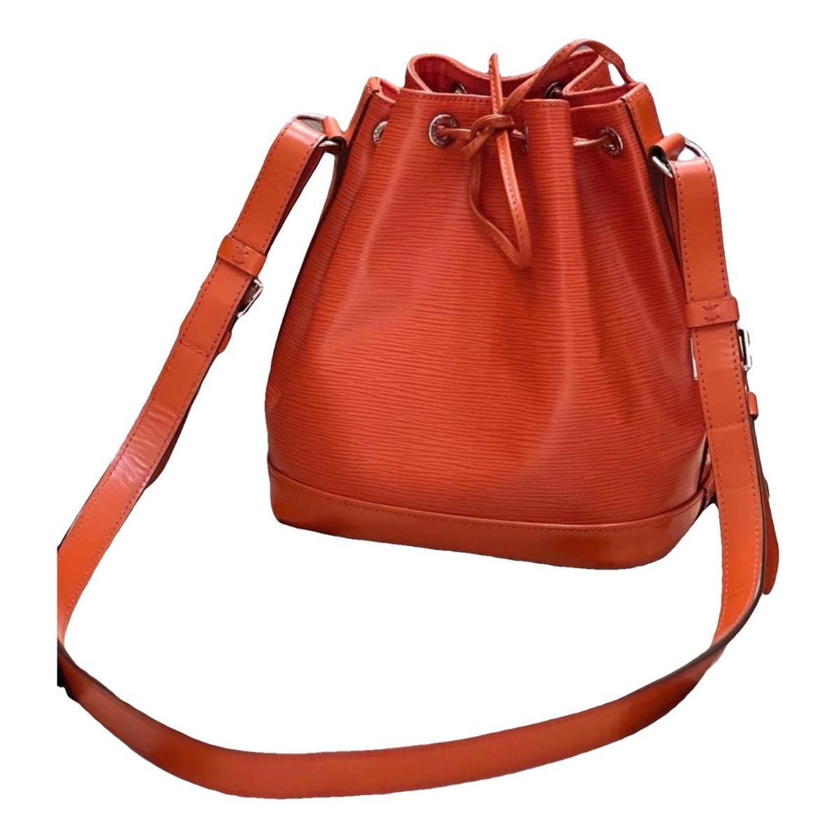 Noé leather handbag