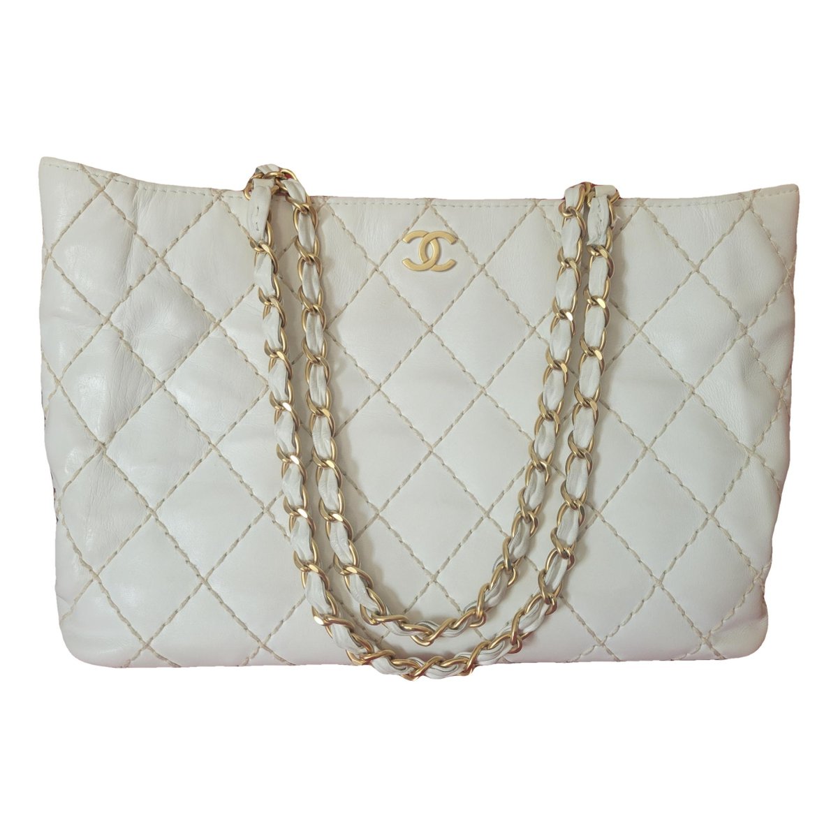 Chanel Classic CC Shopping