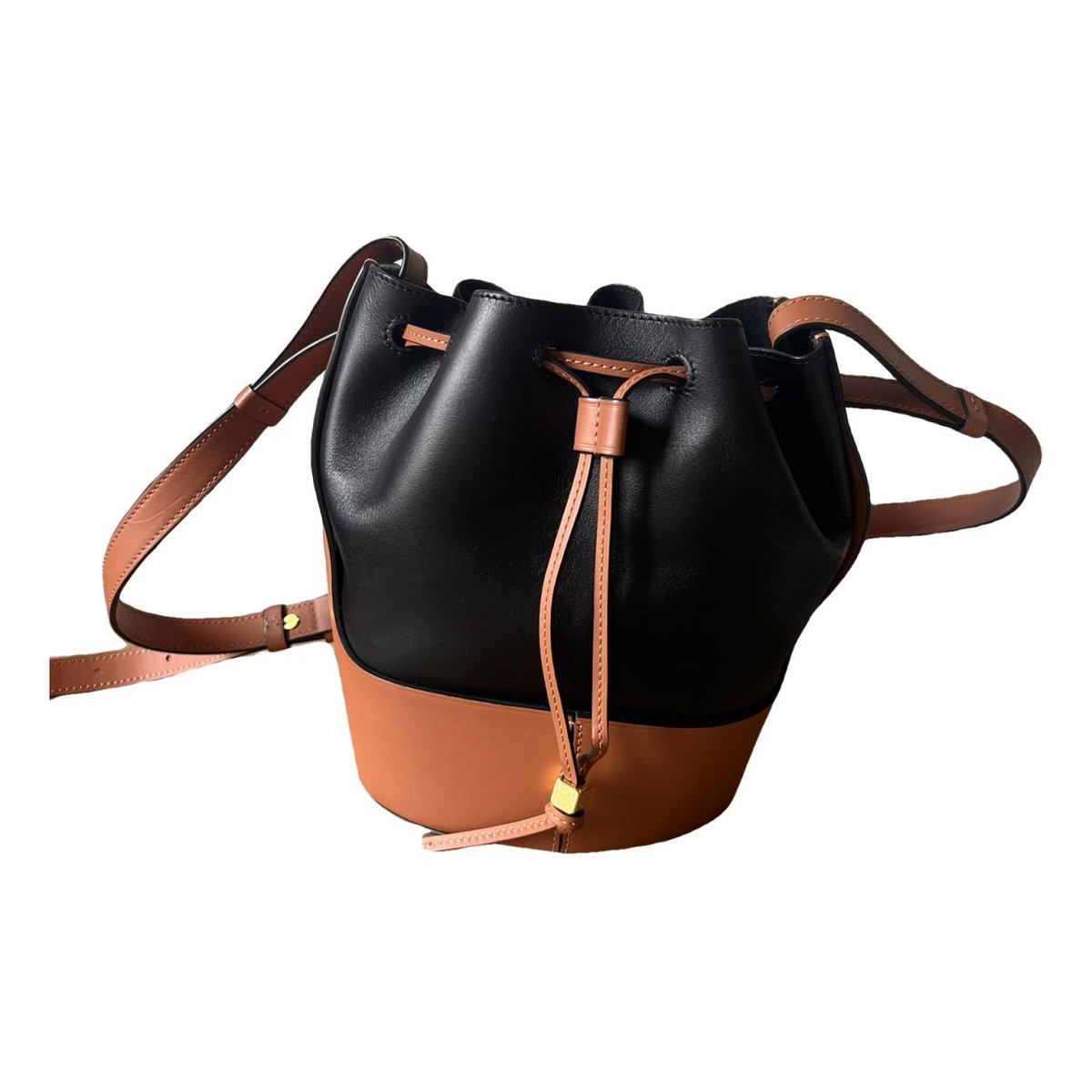 Balloon leather handbag