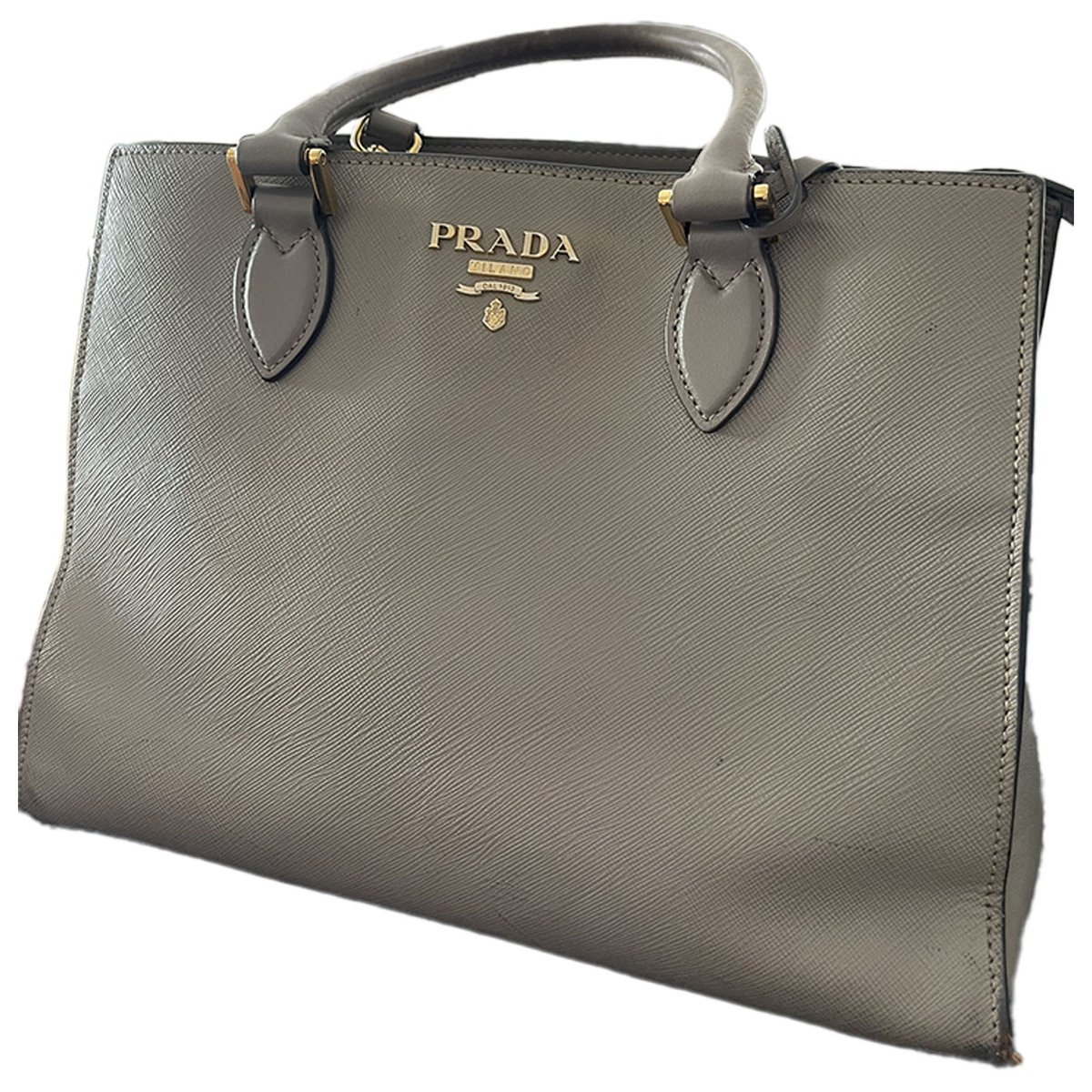 Light Frame leather handbag