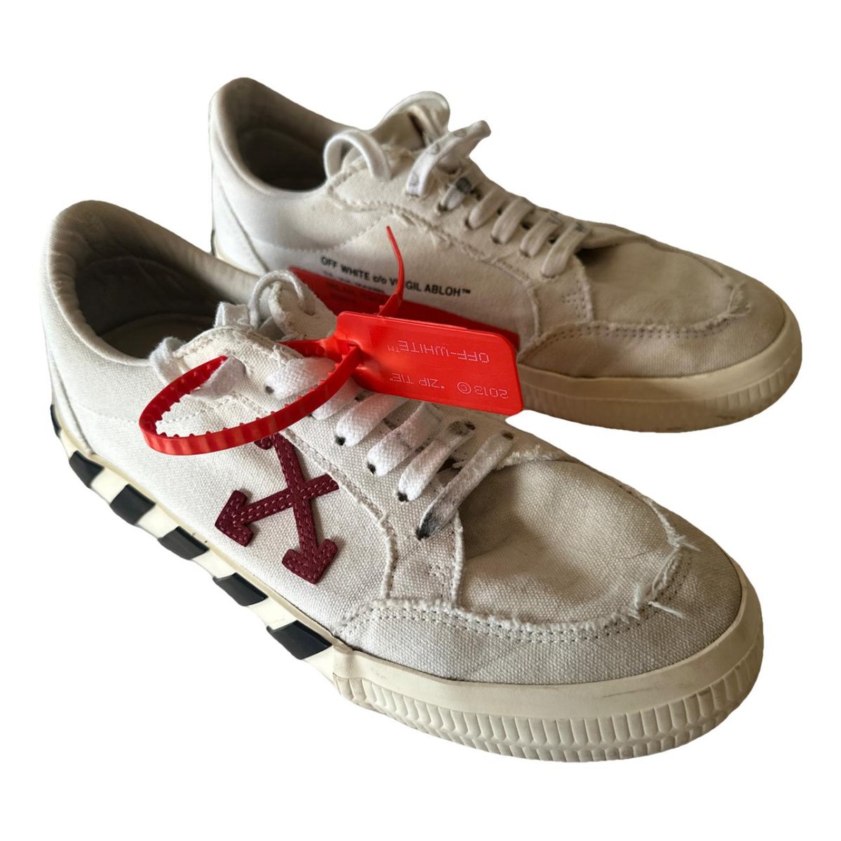 Low Top cloth trainers