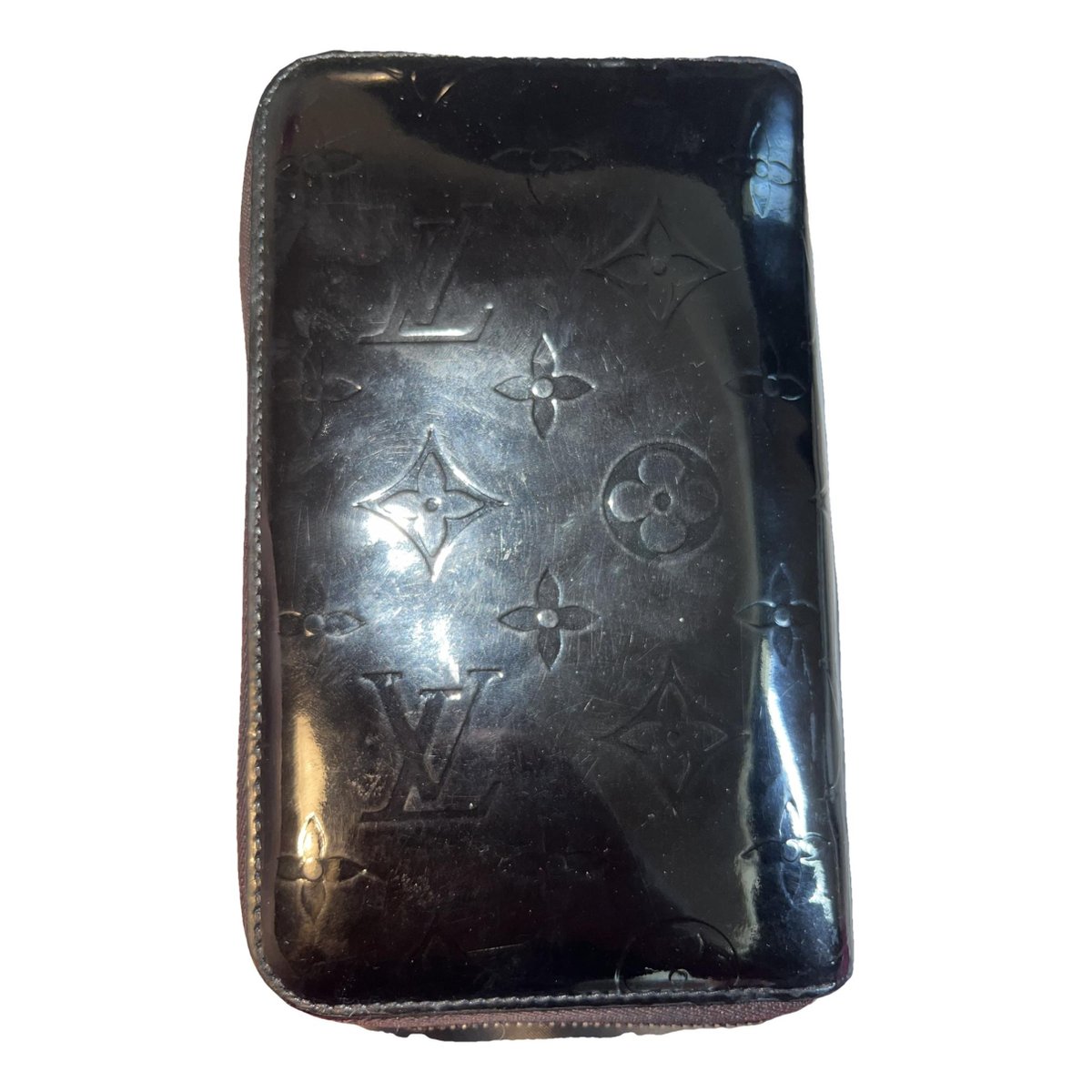 Zippy patent leather wallet