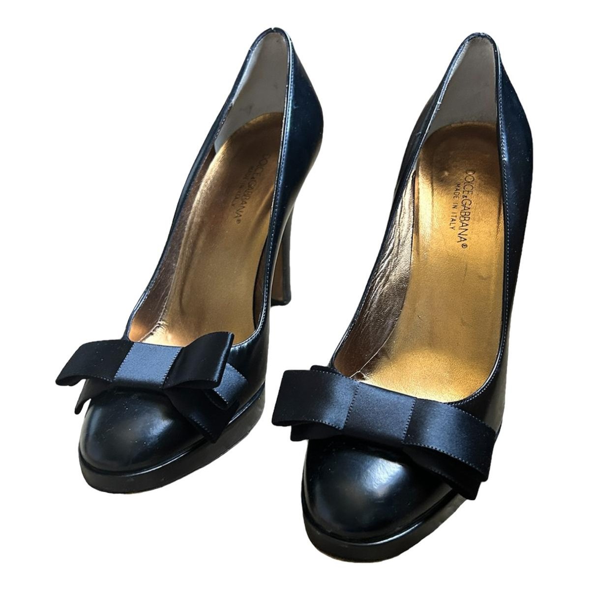 DG Amore leather heels
