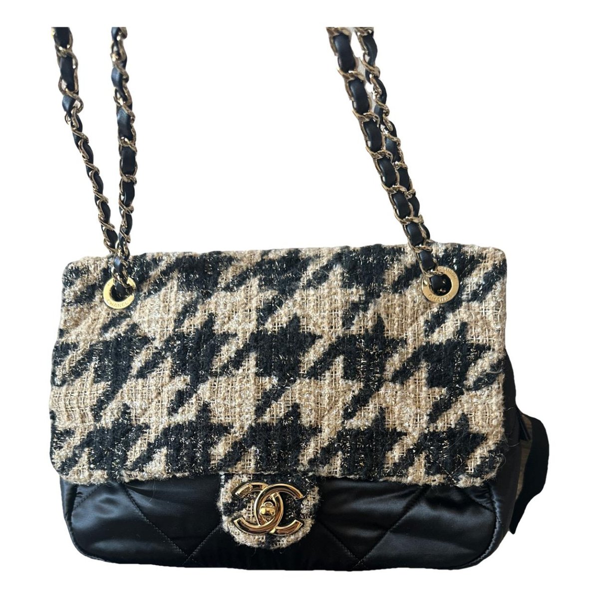 Timeless/Classique tweed crossbody bag
