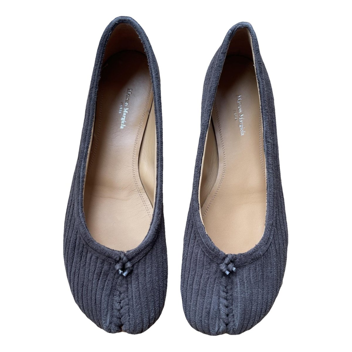 Tabi velvet ballet flats
