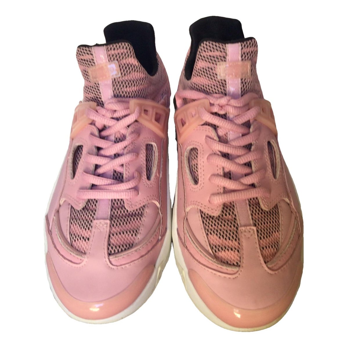 Sonic cloth trainers