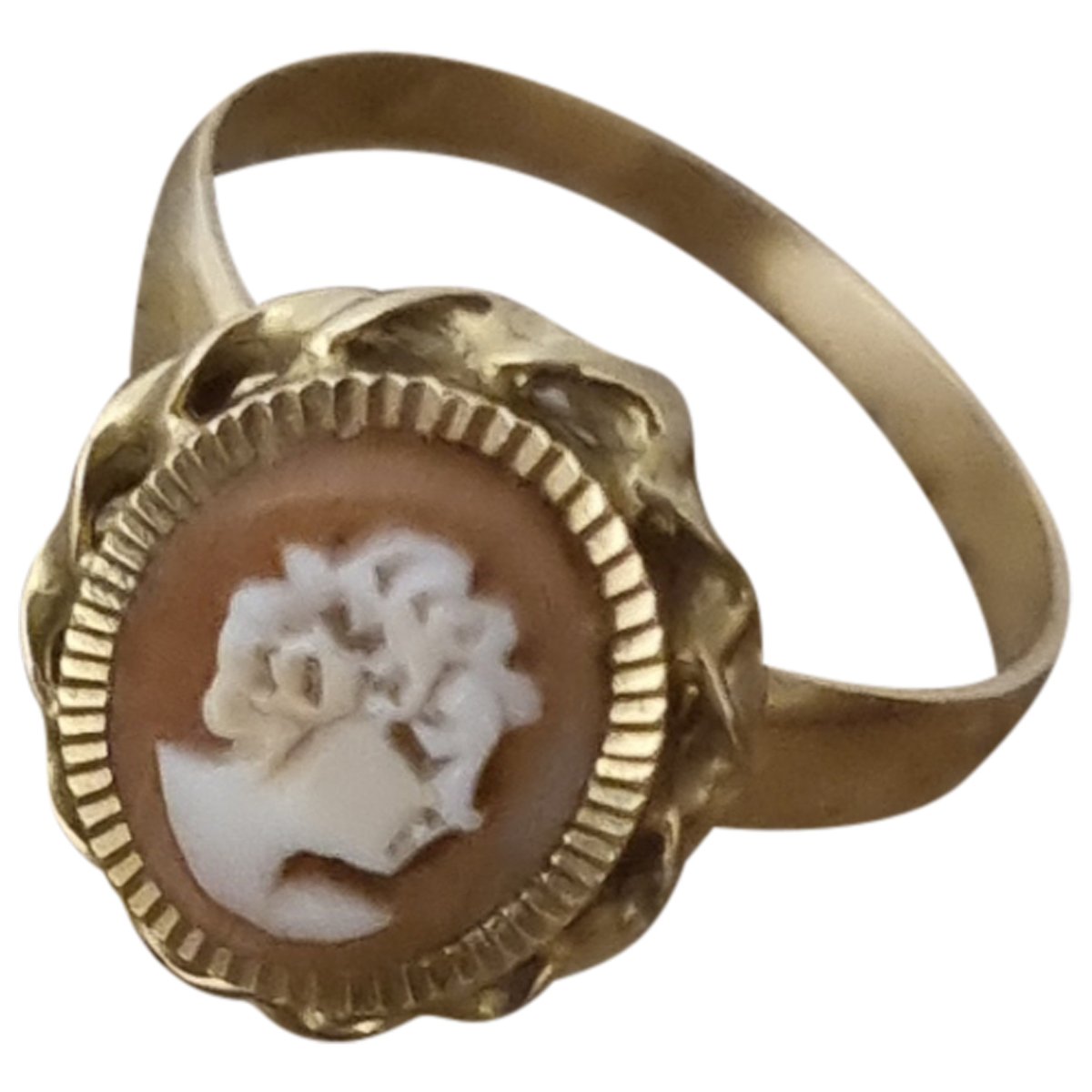 Camée ring