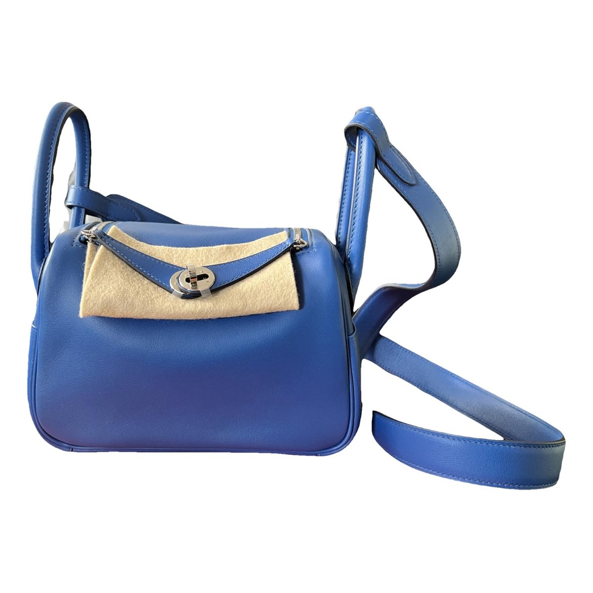Lindy leather handbag