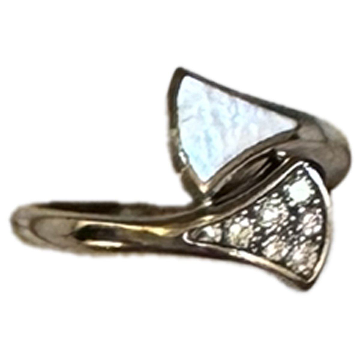 Diva's Dream white gold ring