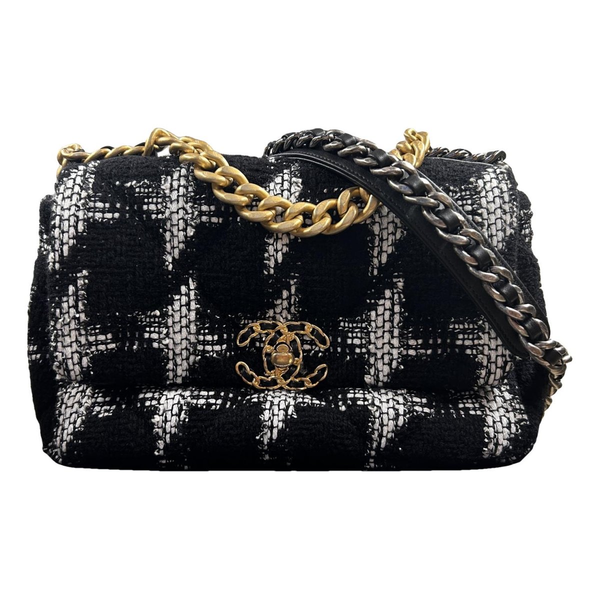 Chanel 19 tweed handbag