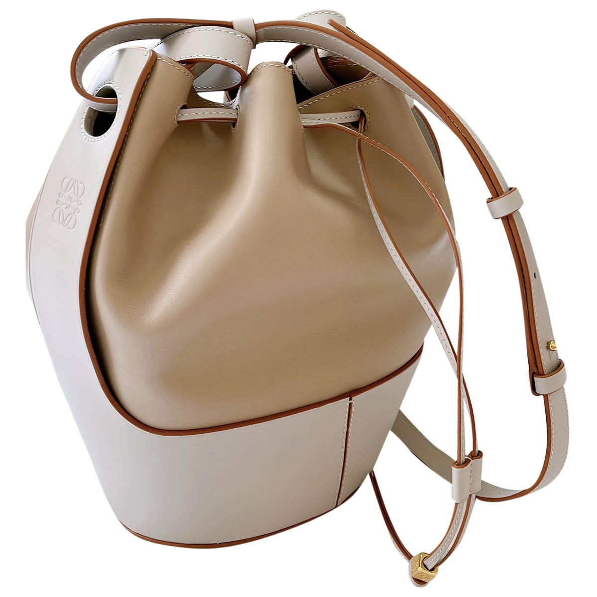 Balloon leather handbag