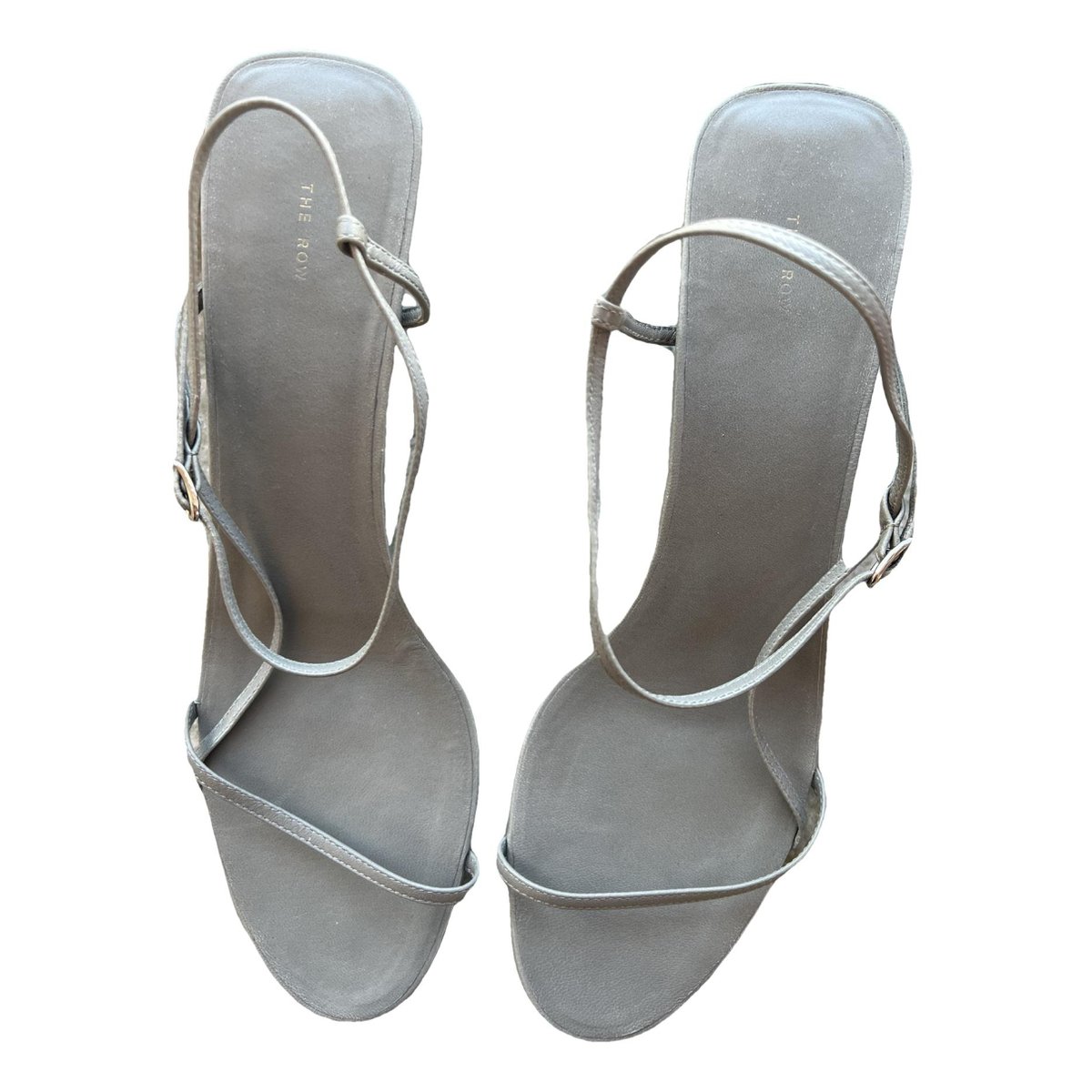 Bare leather sandal