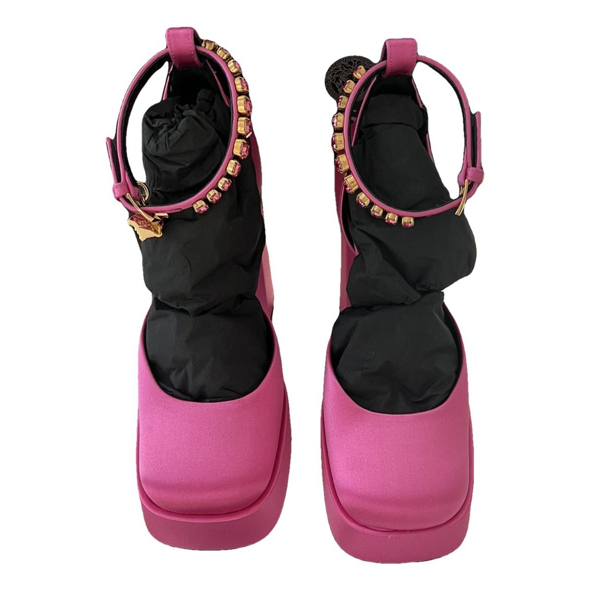 Medusa Aevitas cloth heels