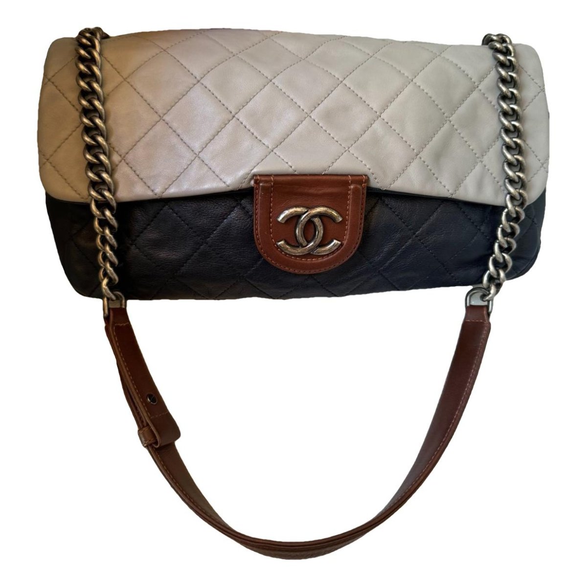 Timeless/Classique leather crossbody bag