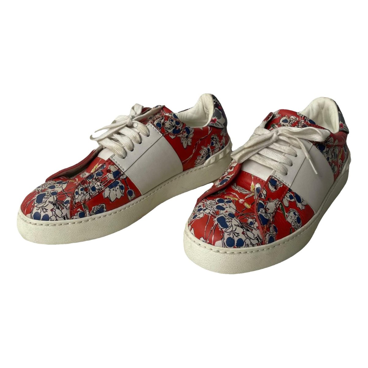 Open leather trainers