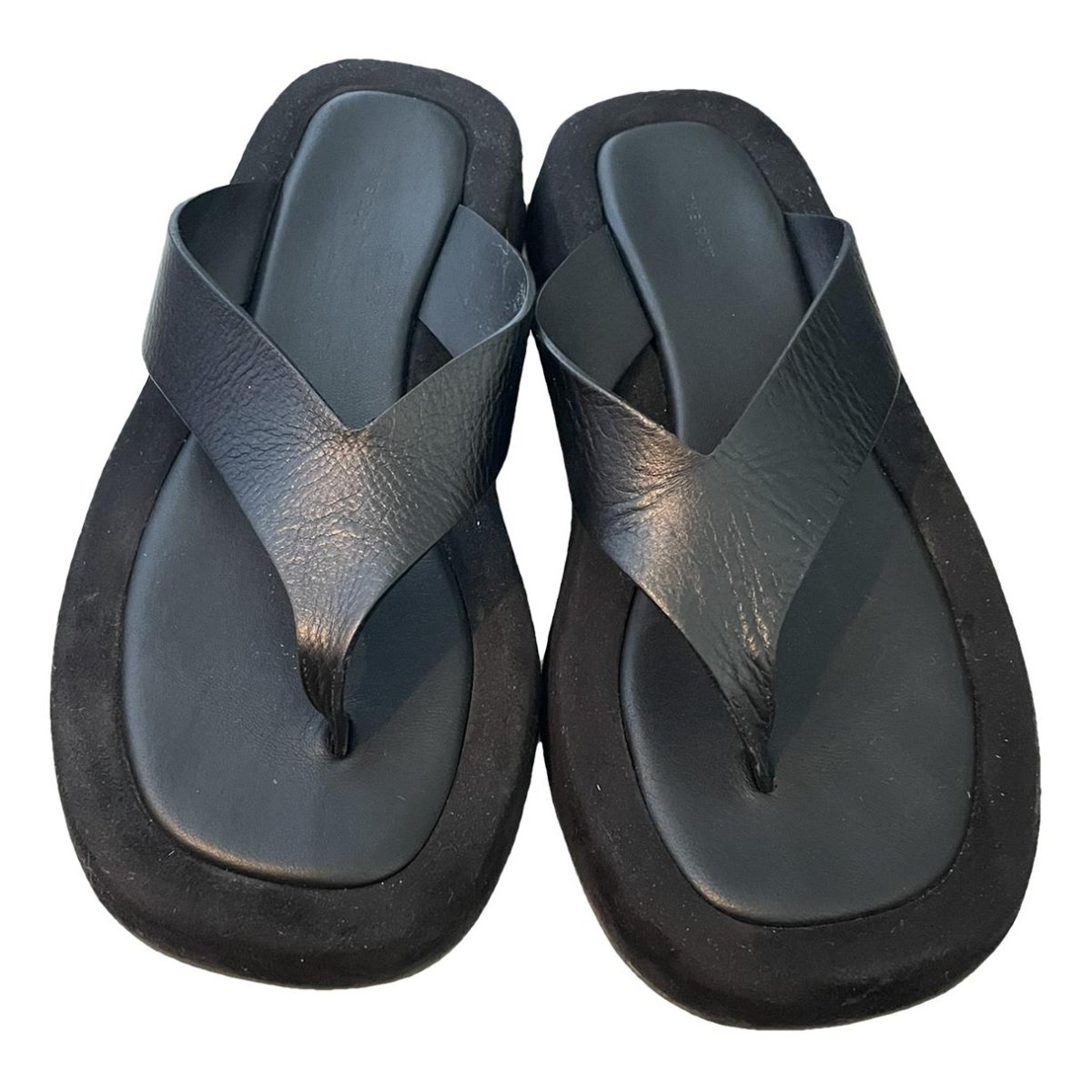 Ginza leather flip flops