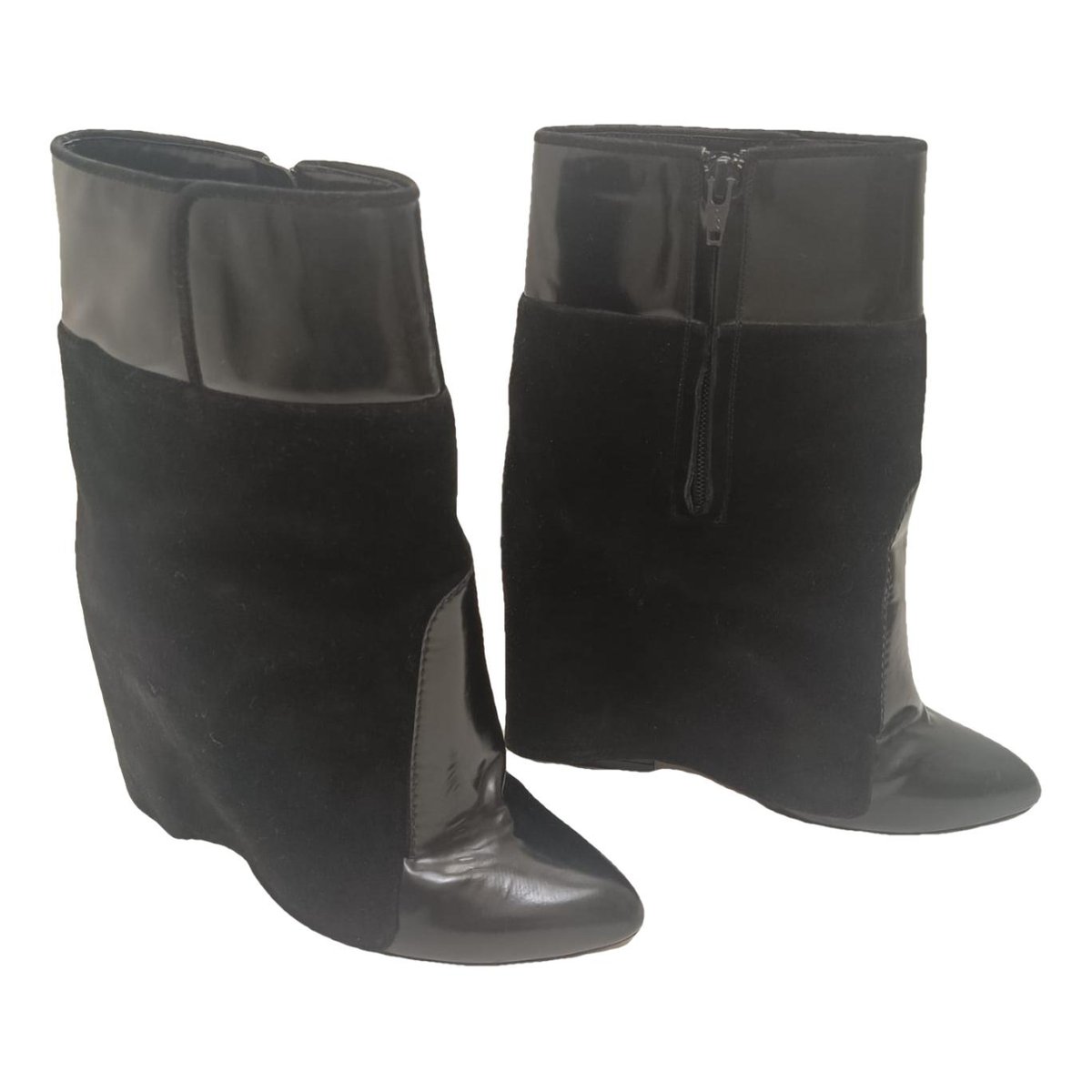 Shark leather boots